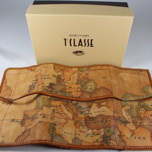 Alviero Martini Geo print classe Wallet NEW